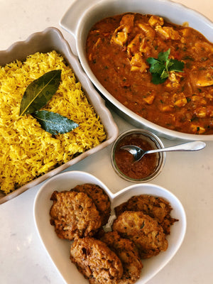 
                  
                    Load image into Gallery viewer, Chicken or Veggie Curry
                  
                