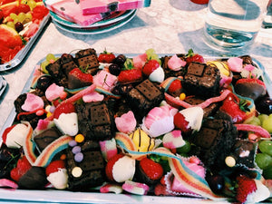 
                  
                    Load image into Gallery viewer, Kiddie&amp;#39;s Party Platter
                  
                