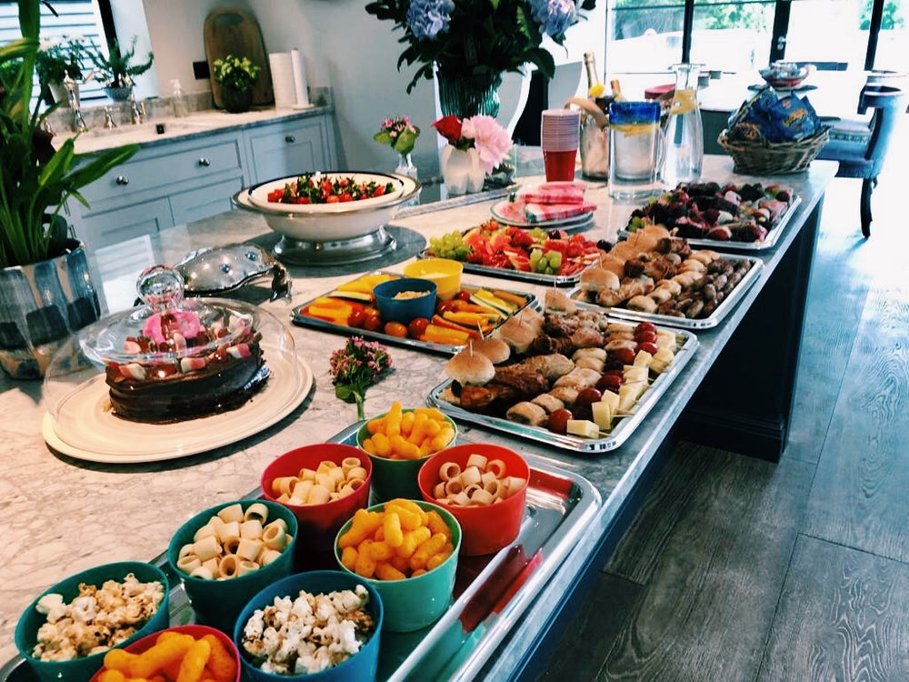 
                  
                    Load image into Gallery viewer, Kiddie&amp;#39;s Party Platter
                  
                