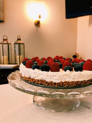 
                  
                    Load image into Gallery viewer, Classic Vanilla Cheesecake
                  
                